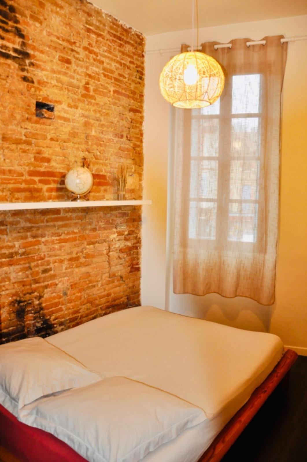 Appartamento Le Charme D'Arnaud Hypercentre Wifi Accueil Gratuit H24 Tolosa Esterno foto
